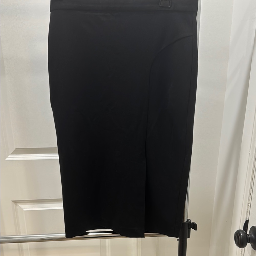 Halston Elegant Black Women's Skirt